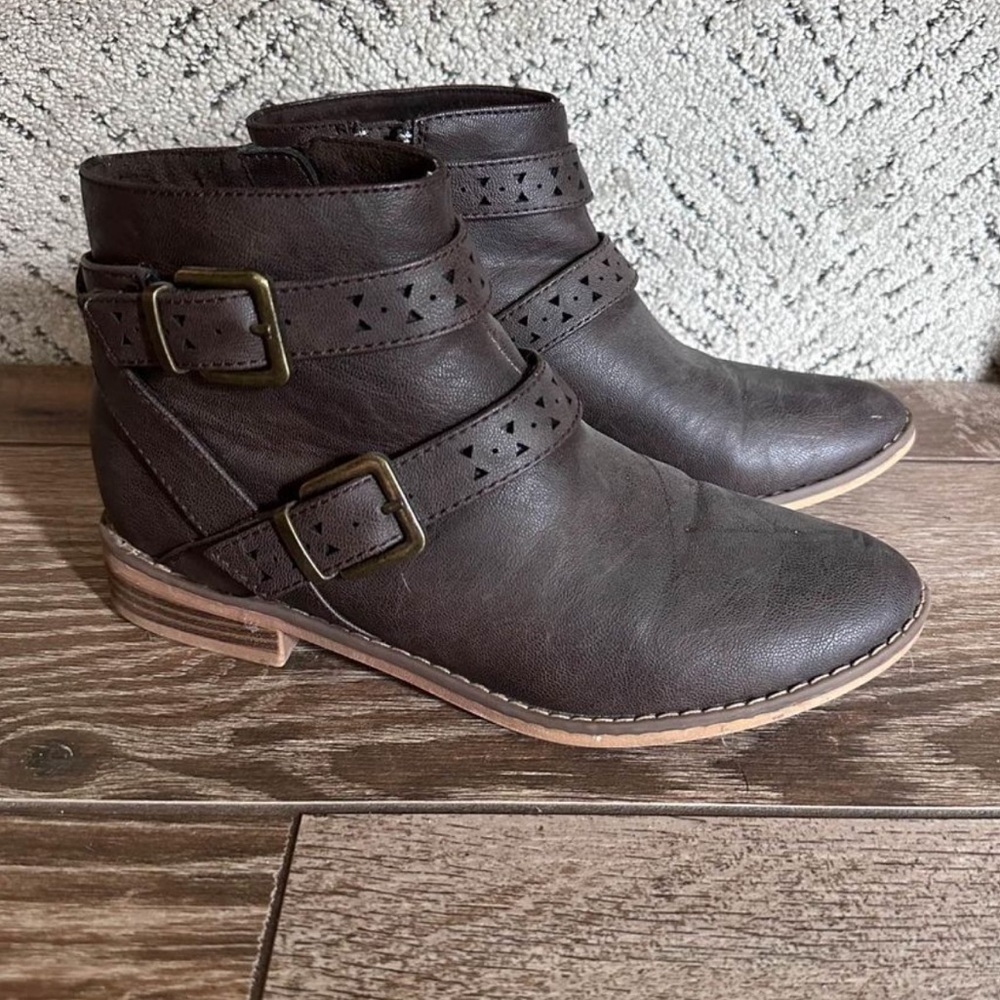 Rocket Dog Women’s Boots (size 7)